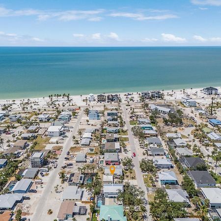140 Barefoot Bungalow: 4Br/2Ba W/ Heated Pool! Fort Myers Beach Exteriör bild