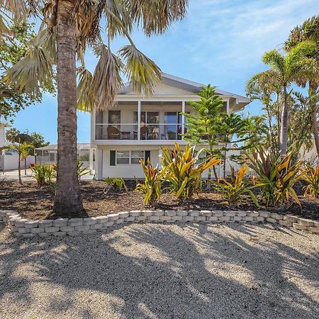 140 Barefoot Bungalow: 4Br/2Ba W/ Heated Pool! Fort Myers Beach Exteriör bild